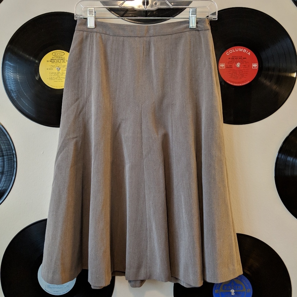 Grey professional a line skater skirt